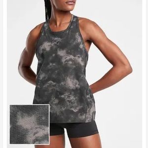 NWT Athleta Ultimate Printed Train Tank